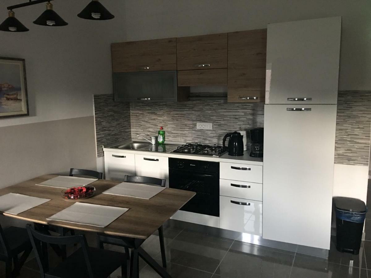 Studio Apartman Dado Bale Exterior foto