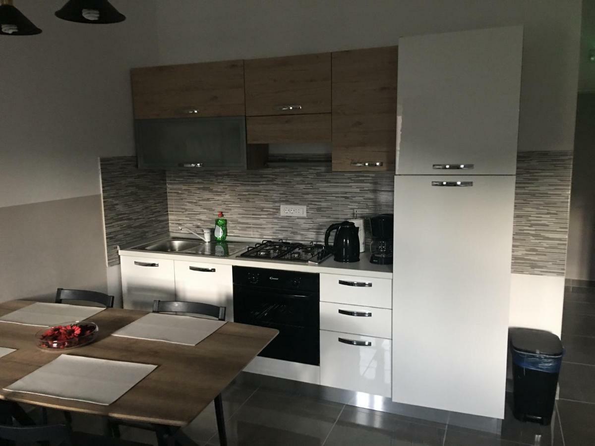 Studio Apartman Dado Bale Exterior foto